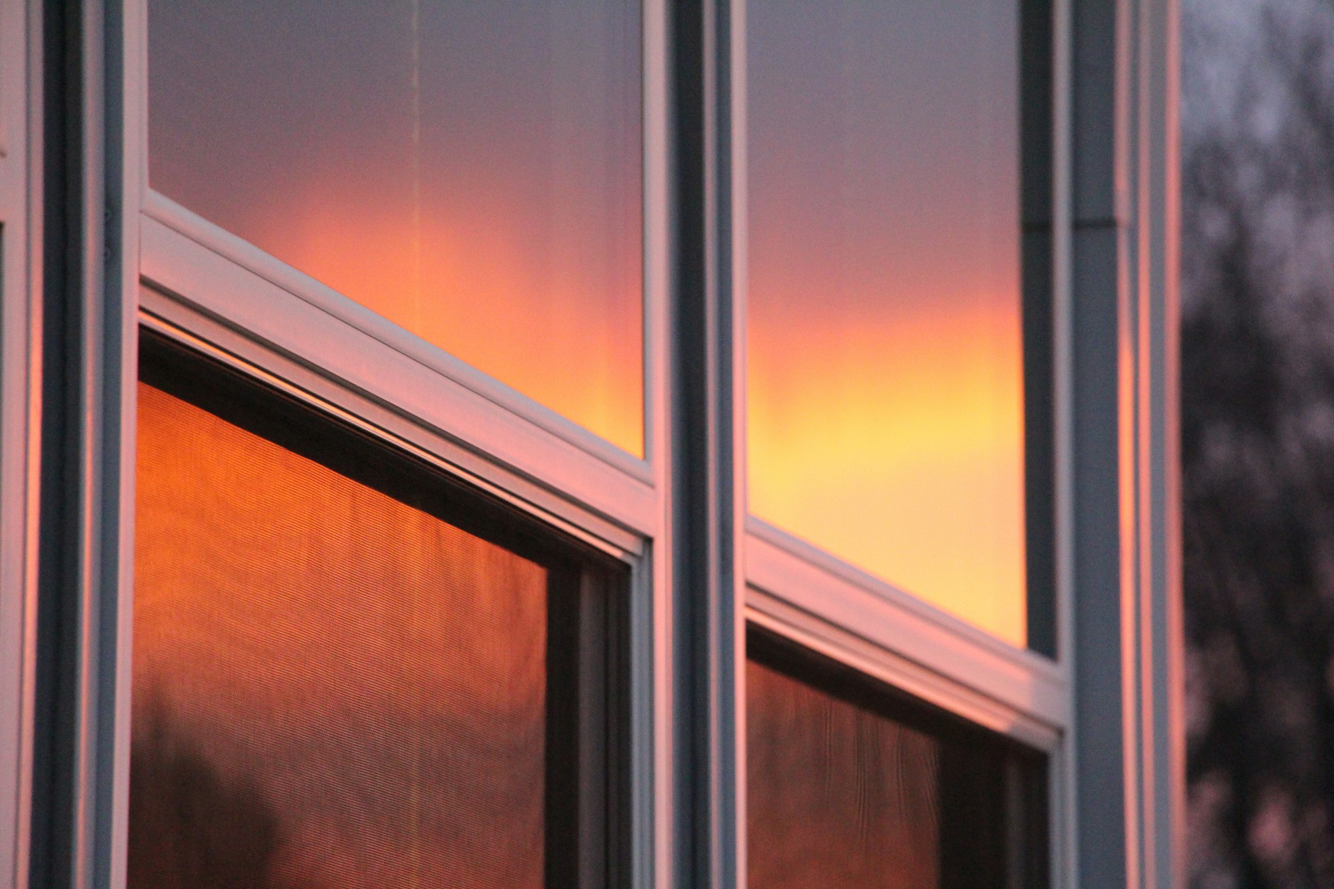 Modern architecture thermal windows
